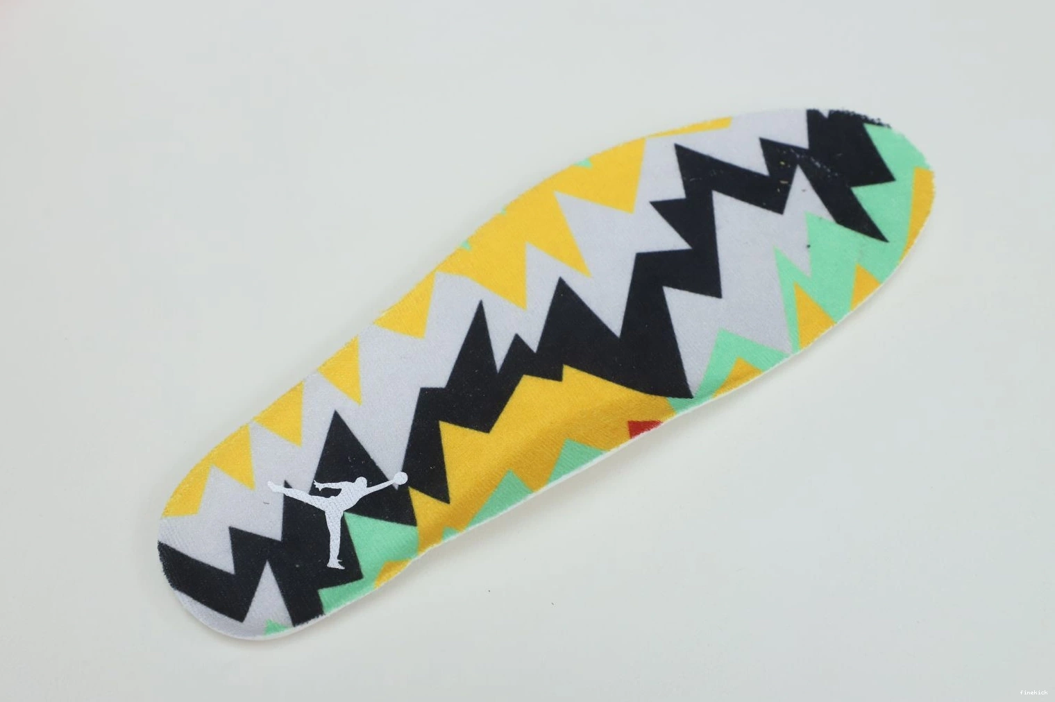 NEUTRAL GREY JORDAN RETRO 6 AIR 1030